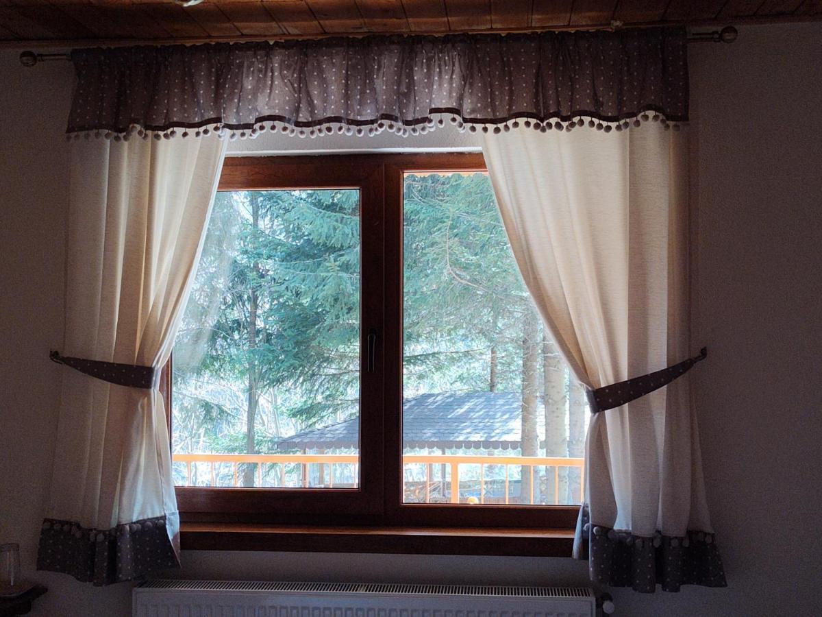 Sezatoarea Lupilor Villa Lepsa Bagian luar foto